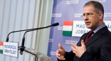 Kósa Lajos bejelenti a Fidesz választási listáját