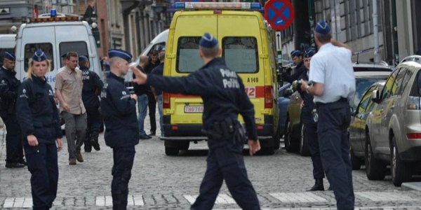rendőrök zárták le Belgium belvárosát