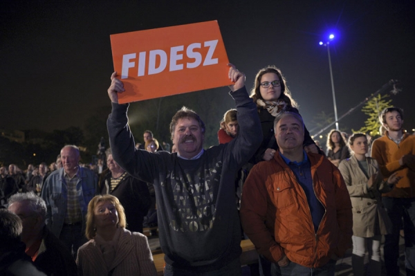 Fidesz győzelmet várók