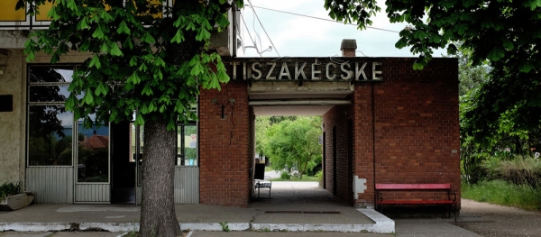 Tiszakécskei vasútállomás